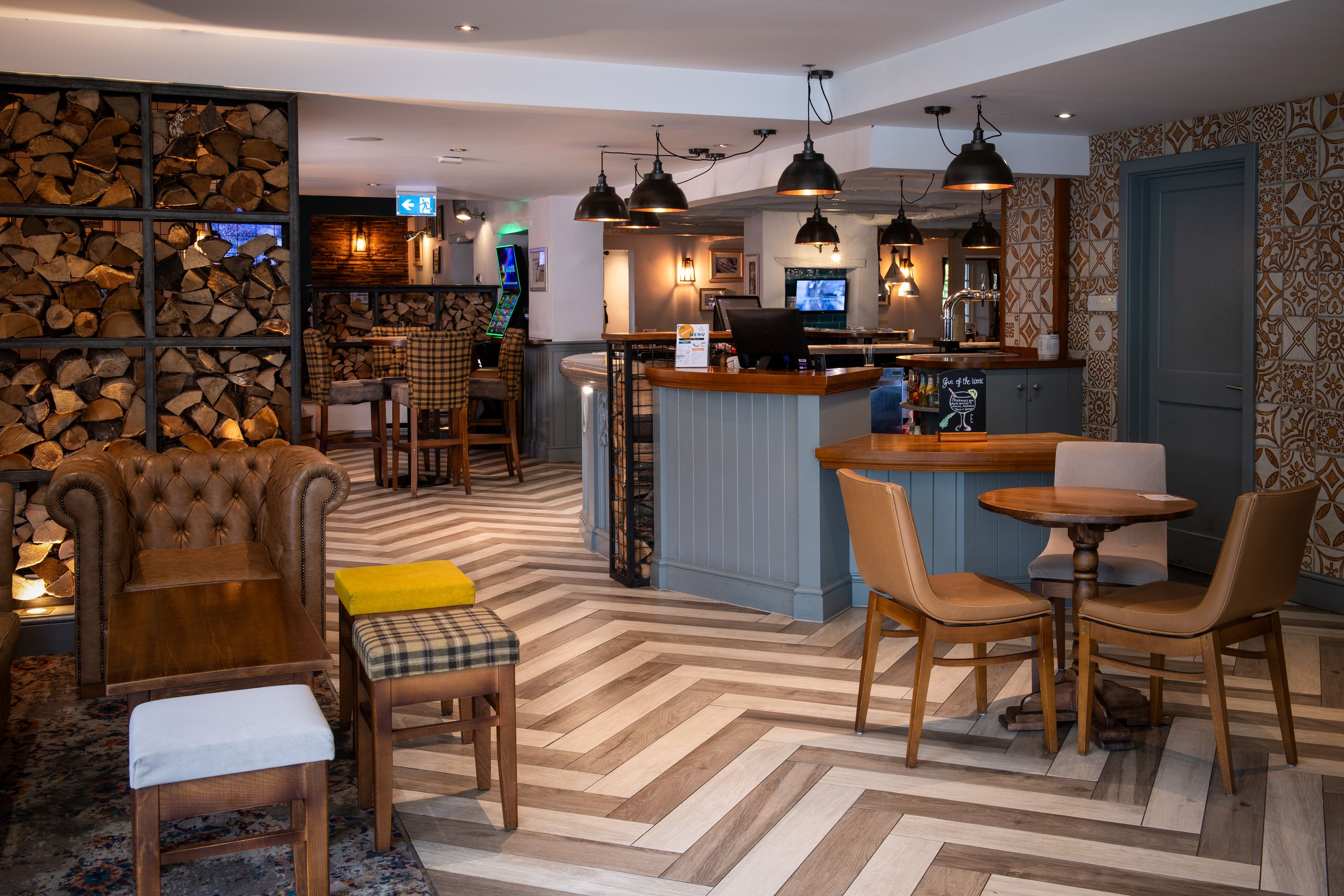 Parson's collar pub inside with corner of bar and seating