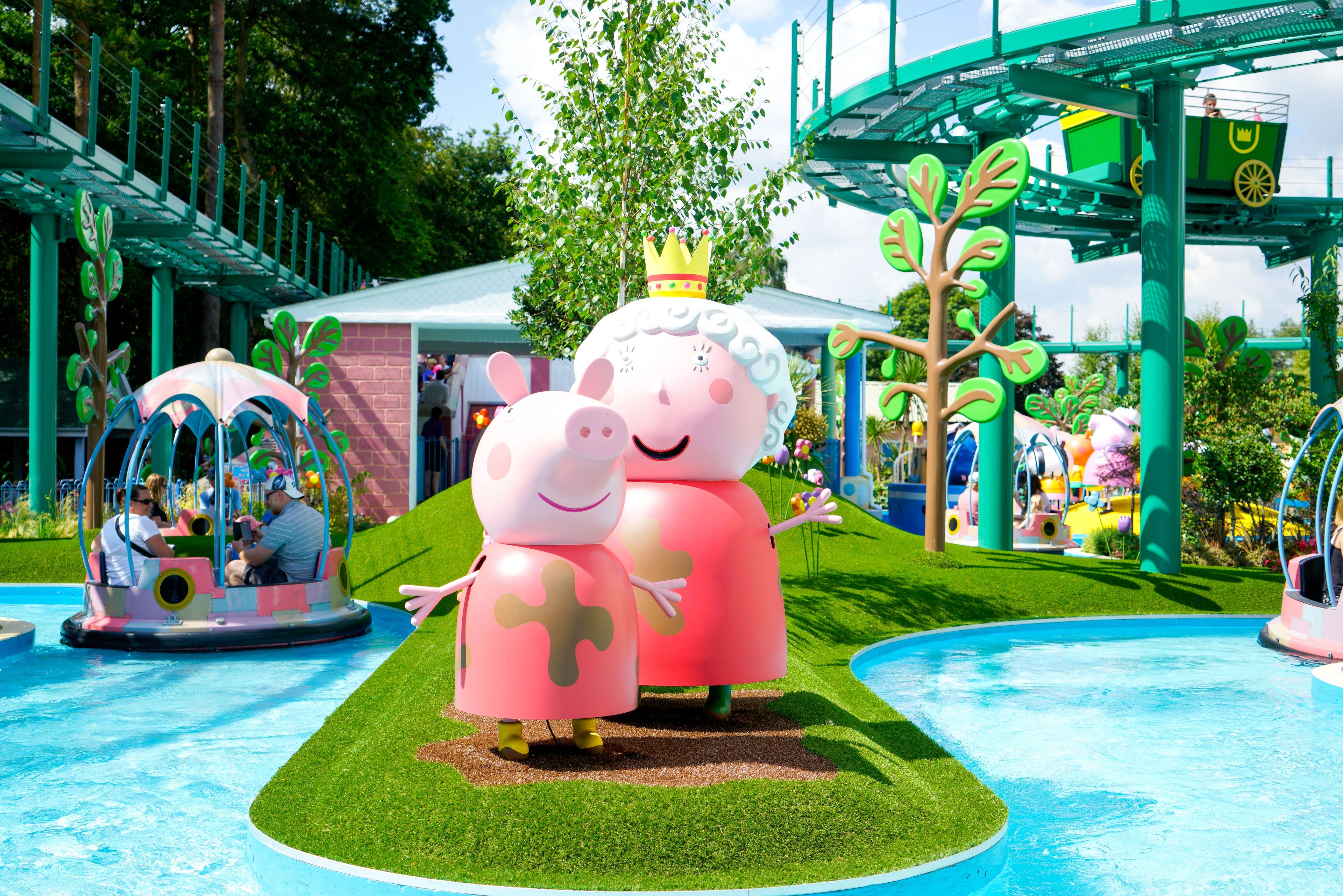 Peppa pig figure at Paultons Theme Park